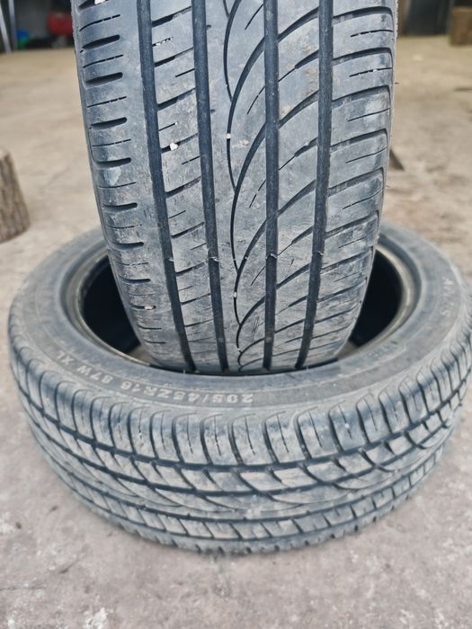 Anvelope vara 205 45 R16