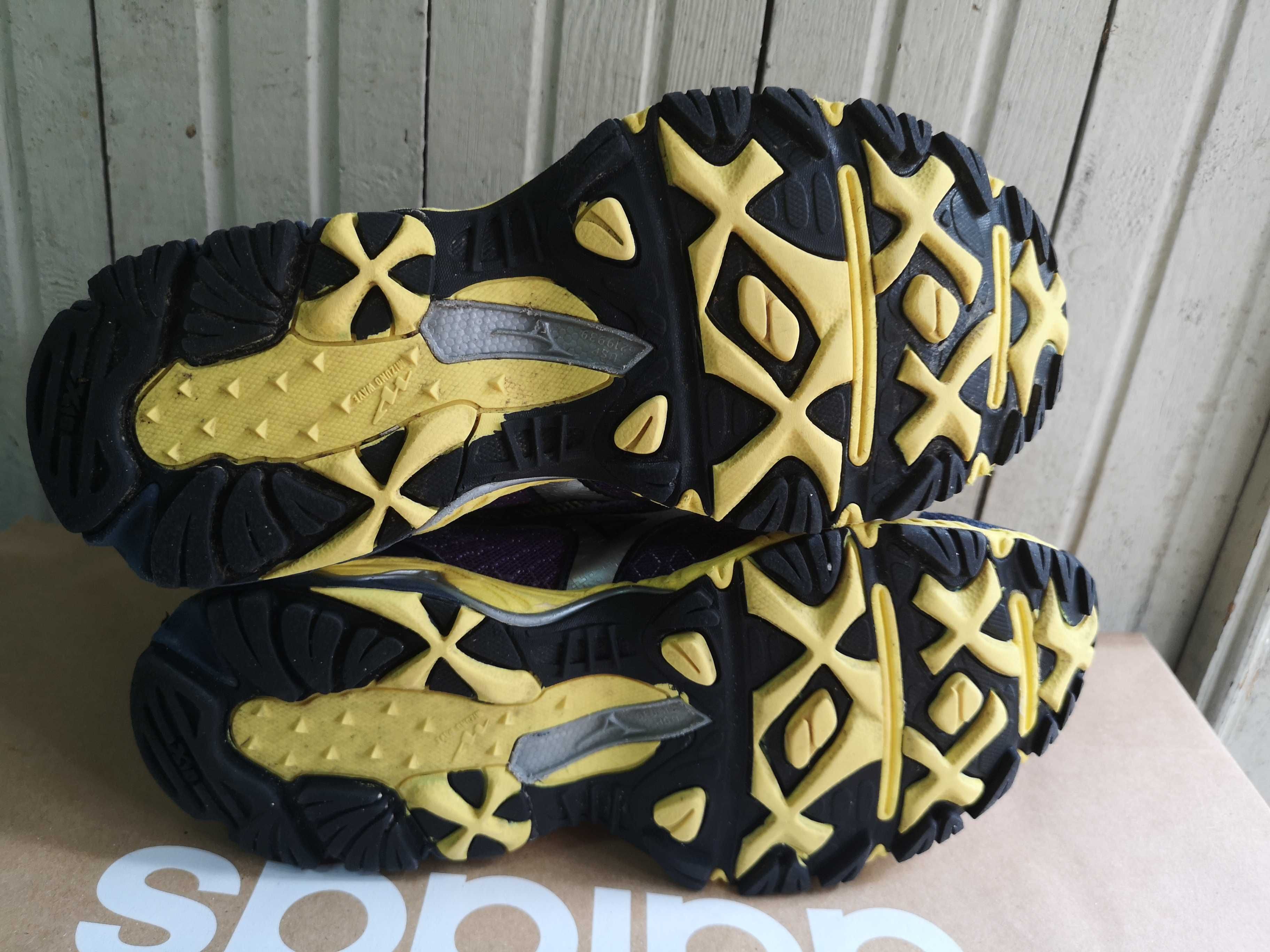 ''Mizuno Wave Ascend 8 ''оригинални маратонки 38 номер