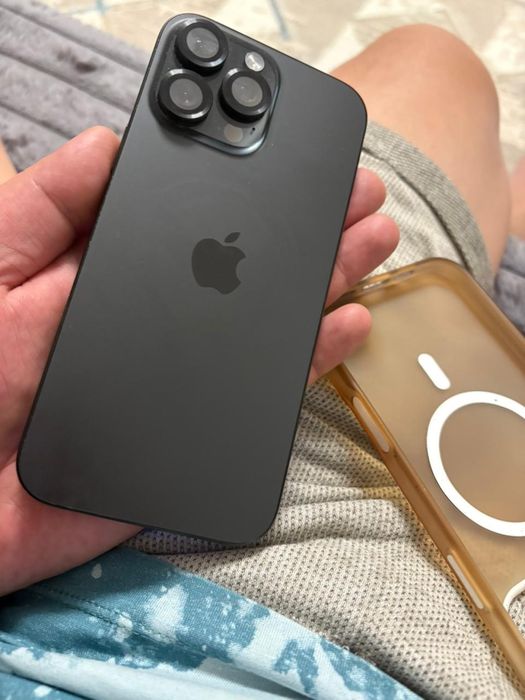 Продам Смартфон Apple iPhone 16 Pro Max 256Gb черный