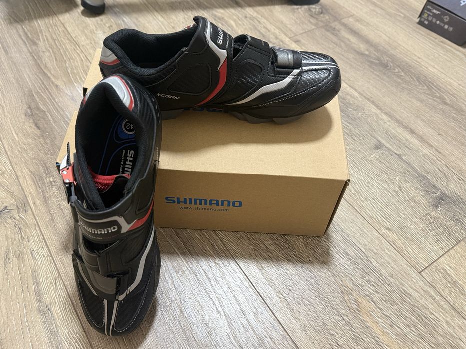 Обувки за колоездене - шпайкове Shimano XC50N