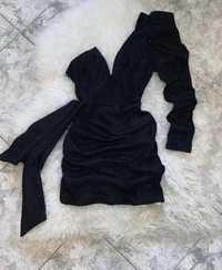Блестяща черна рокля