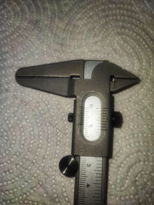 Șubler metalic 16 cm – stare foarte bună, 15 lei