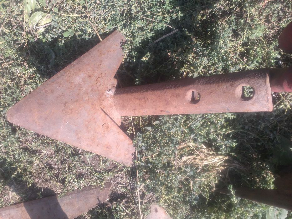 Запчасти на стерневую сеялку .