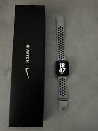 Apple watch SE Nike 44 mm