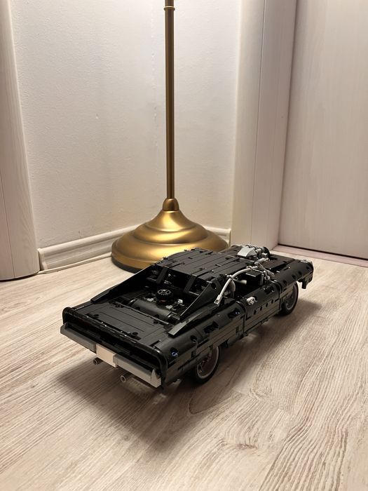 LEGO tehnic- Dom’s Dodge Charger