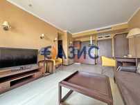 Двустаен апартамент в комплекс Royal Beach Barcelo, 73 кв.м., Слънчев