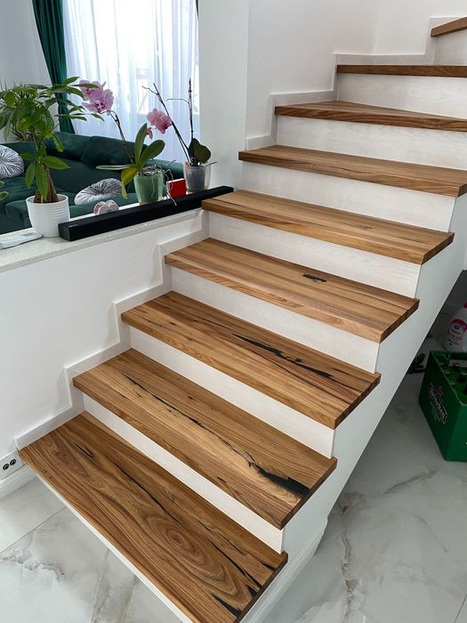 Trepte unicate din lemn