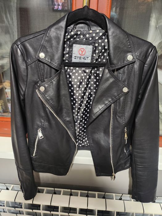 Дамски Кожени якета