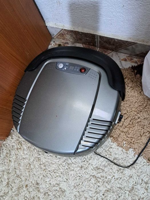 Aspirator robot  ,cuptor electric +aragaz ,aragaz camping