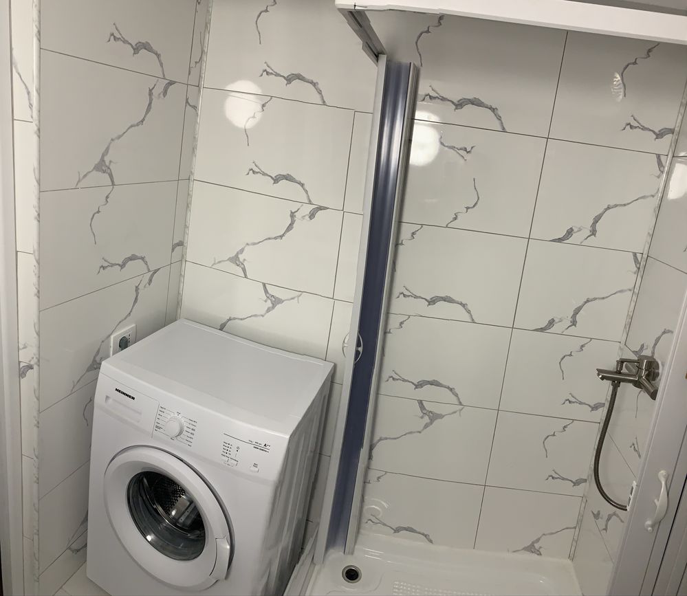 Inchiriez apartament pentru Untold