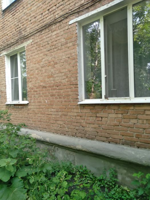 Продам в 3х комн.кв  2е комнаты в н.Согре