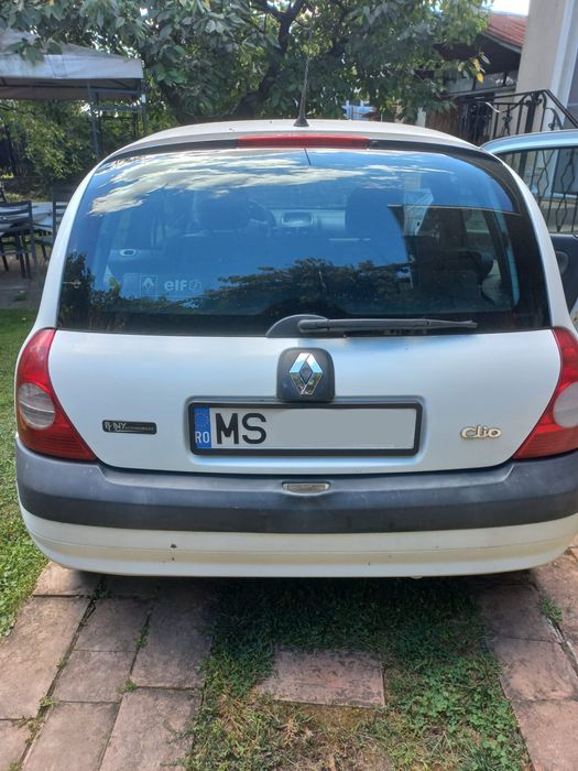 Renault Clio 2003