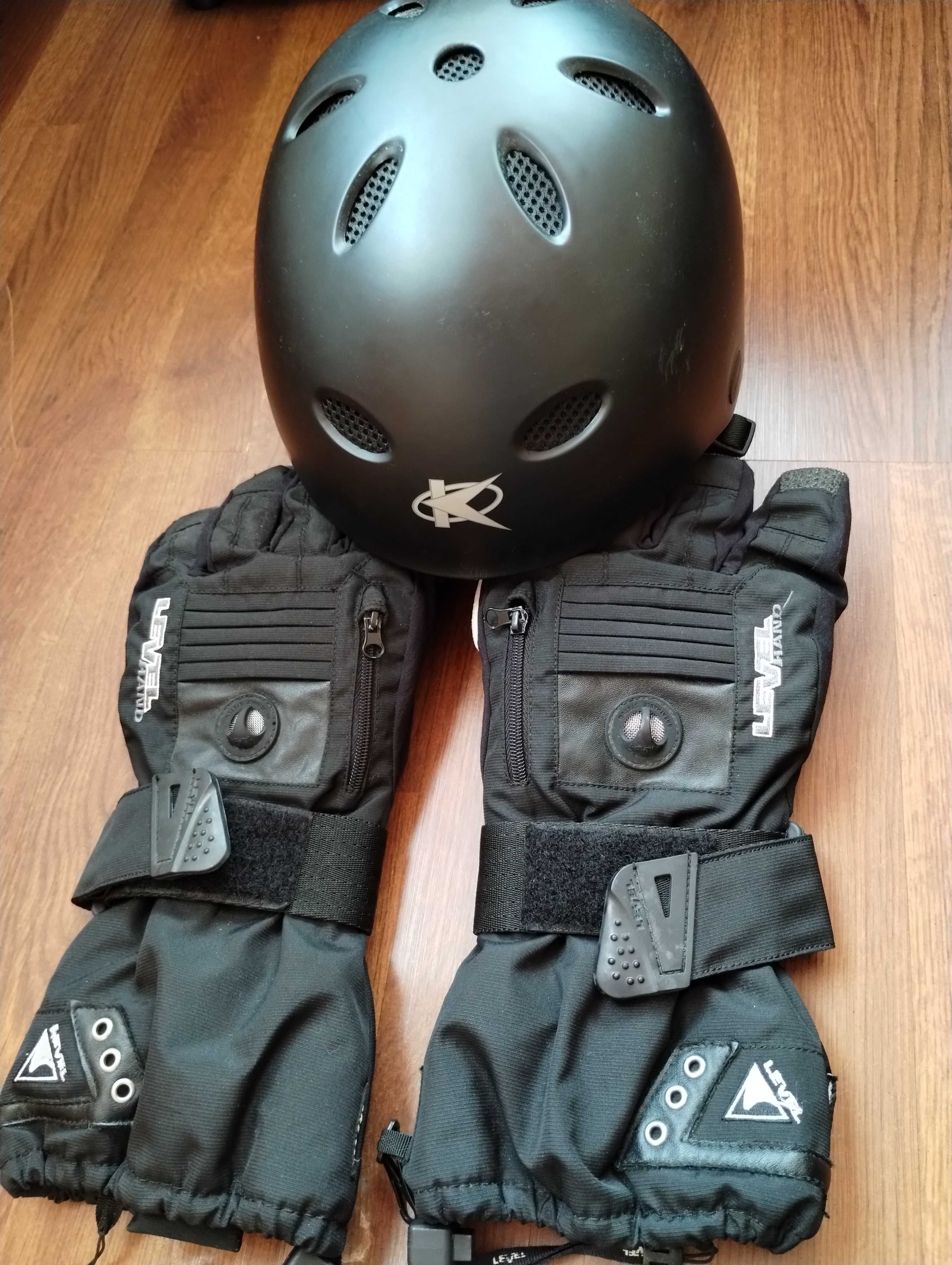 Vând costum de schi mărimea XL