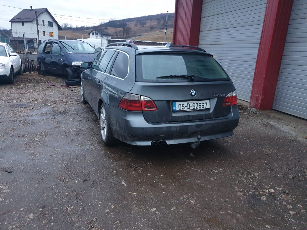 Dezmembrez BMW 525 E61 euro4