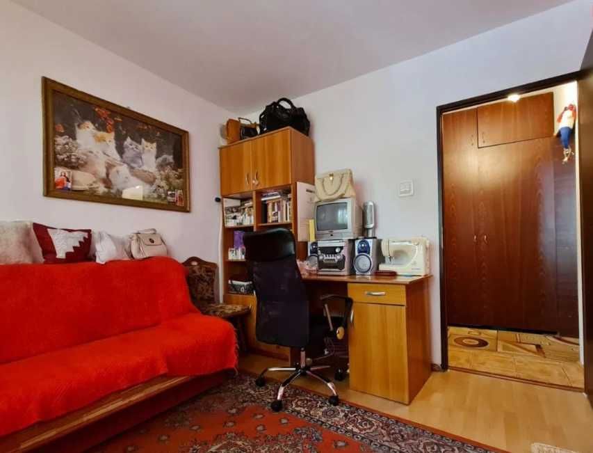 Дава се под наем Тристаен апартамент в Пловдив, Център - 75 кв.м за 183.6 € - Снимка #3