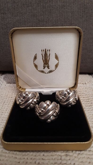 Продам  кольцо АРАБ серебро