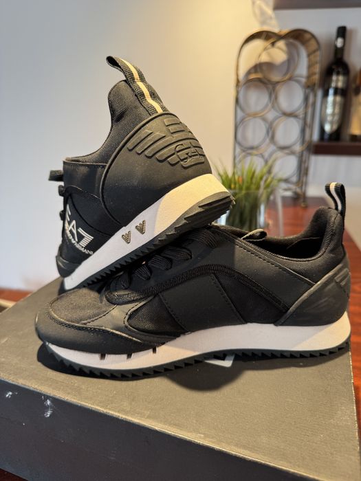 Adidasi emporio Armani