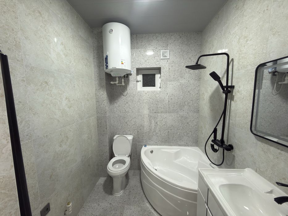 Урганч шахрида 2 каватли ховли жой