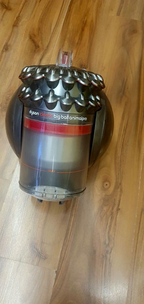 ТОП! Най-добра оферта!!! Прахосмукачка Dyson Bigball Animal Pro 1200 w