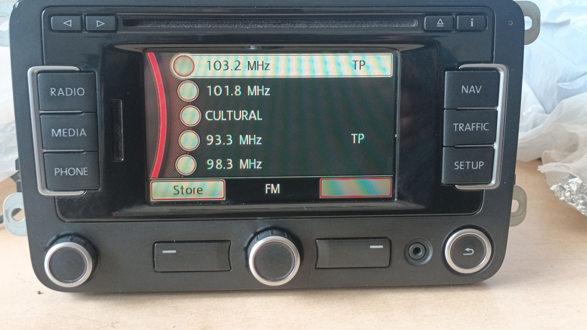 VW RNS 315 Radio CD Navi Bluetooth VW Transporter T5 Passat Octavia