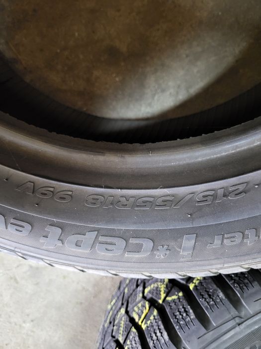 2 anvelope 215 55 R 18 Hankook iarna