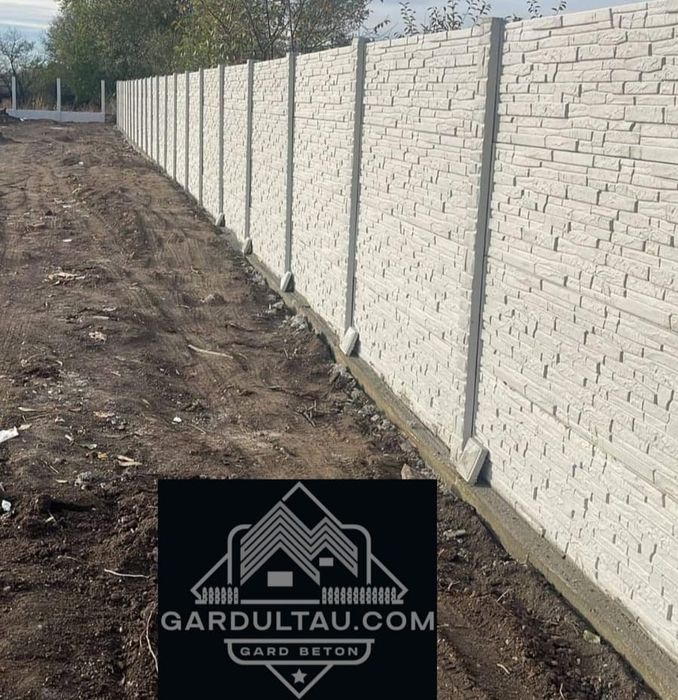 Gard din placi prefabricate din beton armat