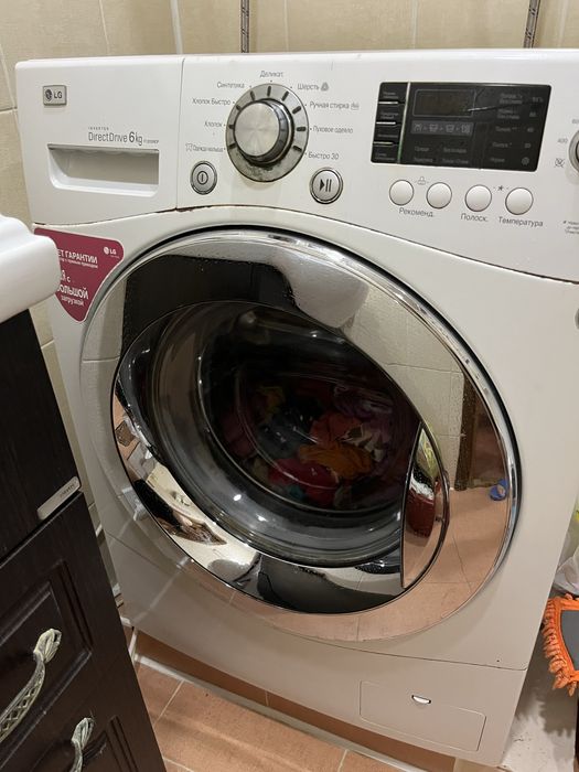 Продам стиральную машинку LG