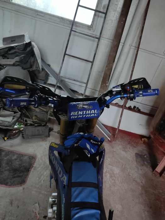 Cross motor 4T 200