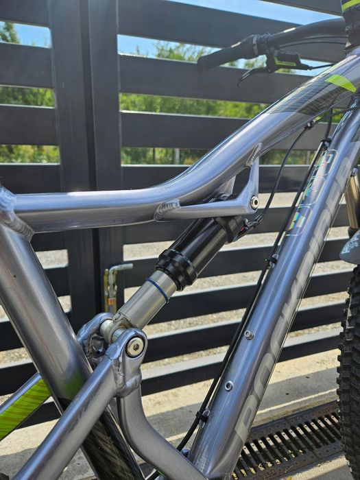 Vând bicicletă Rockrider ST900S cu GARANTIE