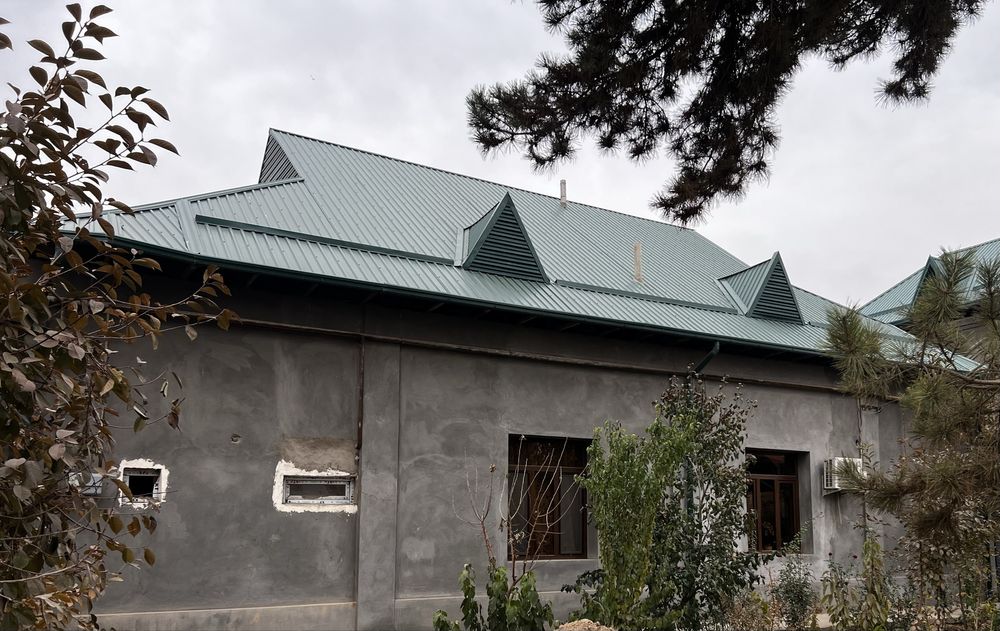 Uy sotiladi 10 sotixli 5 xonali fayzli