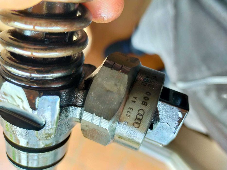 Vand injector golf 4 ASZ/ARL 038 130 073 AA, 038130073AA