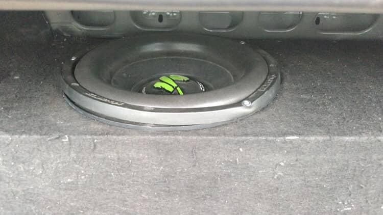 Продаётся собуфер 2.400