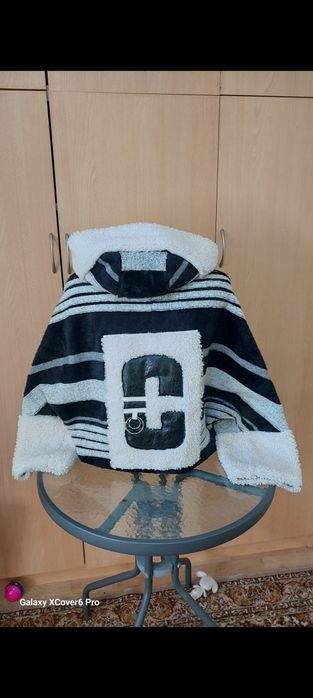 яке бомбър.  Pазмер S. M. L
