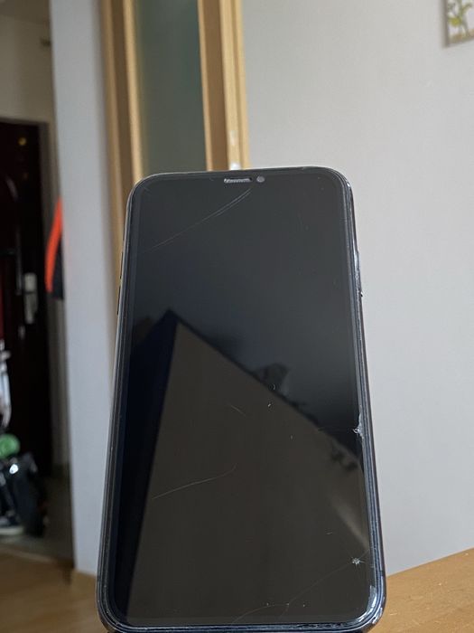 iPhone 11 Gri, 64Gb