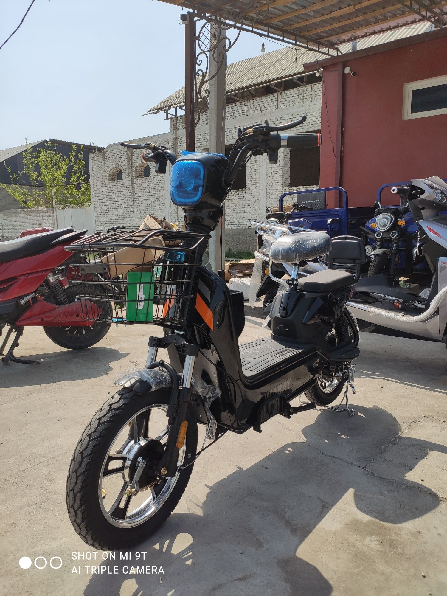 Chontak skuter 16