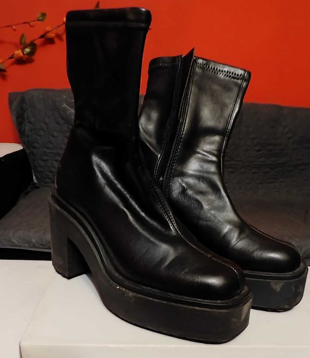 Боти H&M, дамски черни с дебел ток и платформа; късна есен