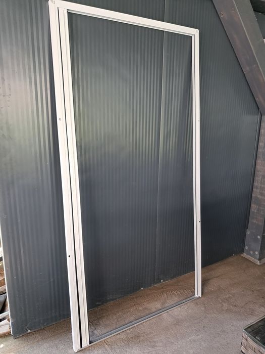 Rulouri exterioare – ca să nu te mai trezească găinile vecinului geam