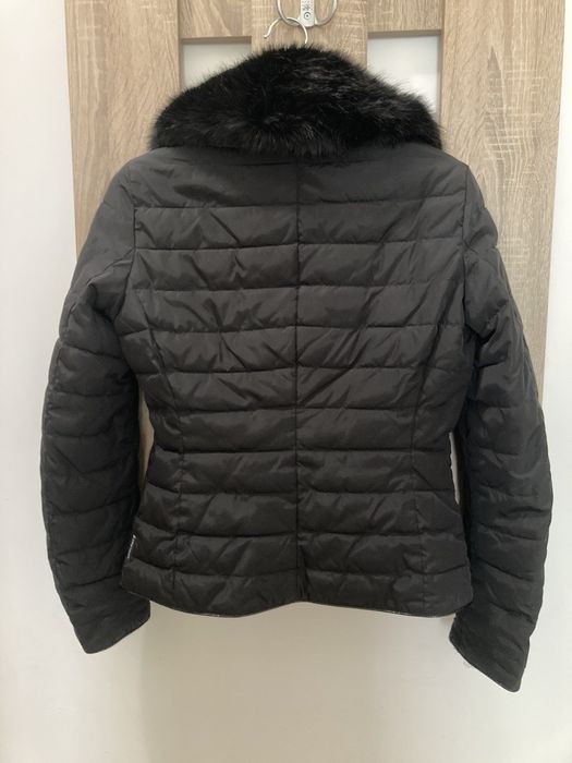 Яке Armani Exchange