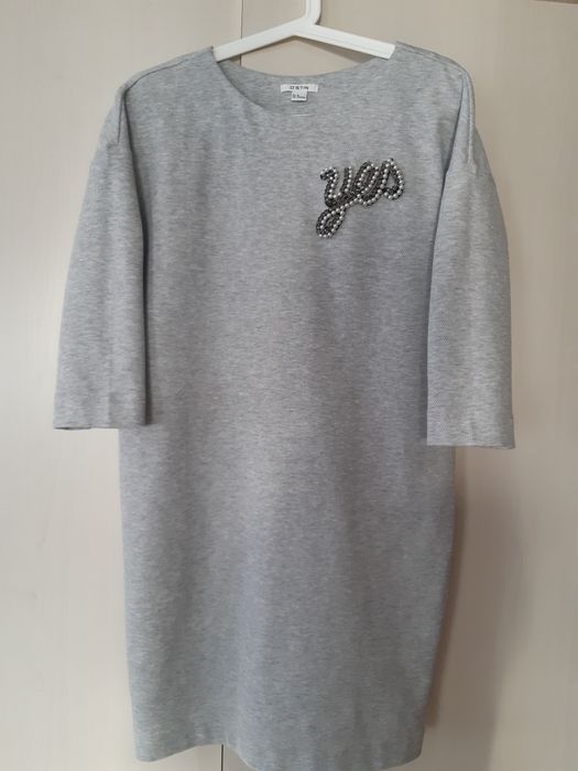 Продам трикотажное платье.