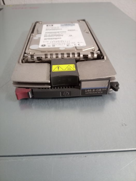 Ultra SCSI HDD HP 146.8/300 GB