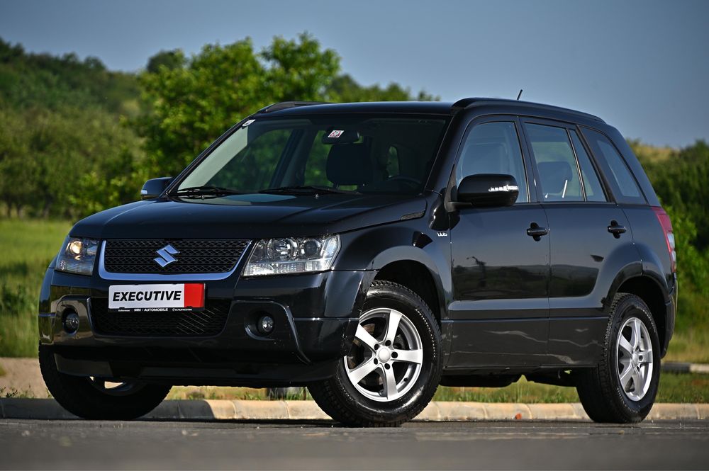 Suzuki Grand Vitara Facelift  Euro 5   navi, trapa, xenon, keyless
