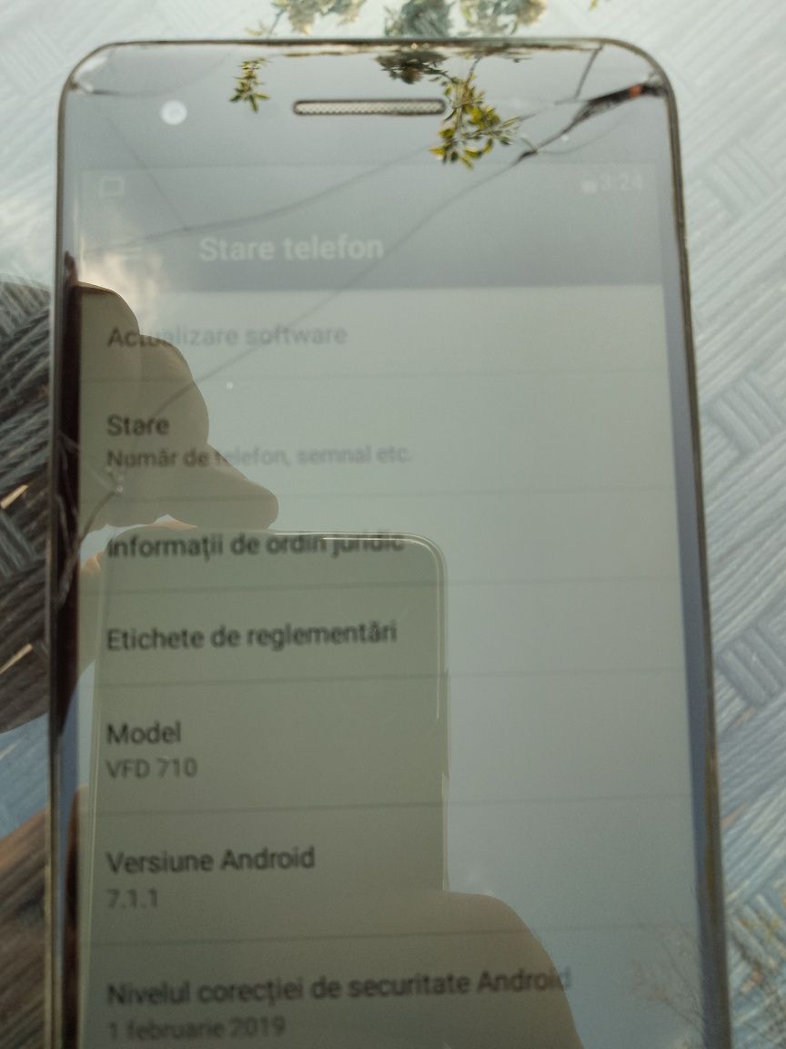 Telefon mobil Vodafone liber de rețea