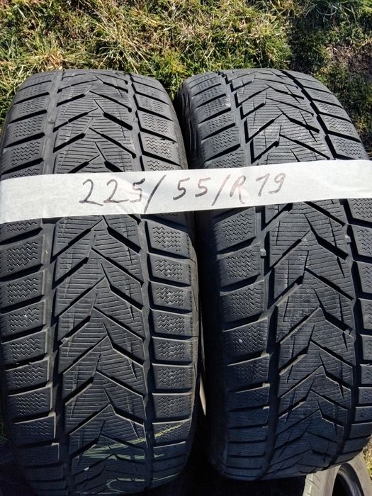 225 55 R19  Две зимни гуми