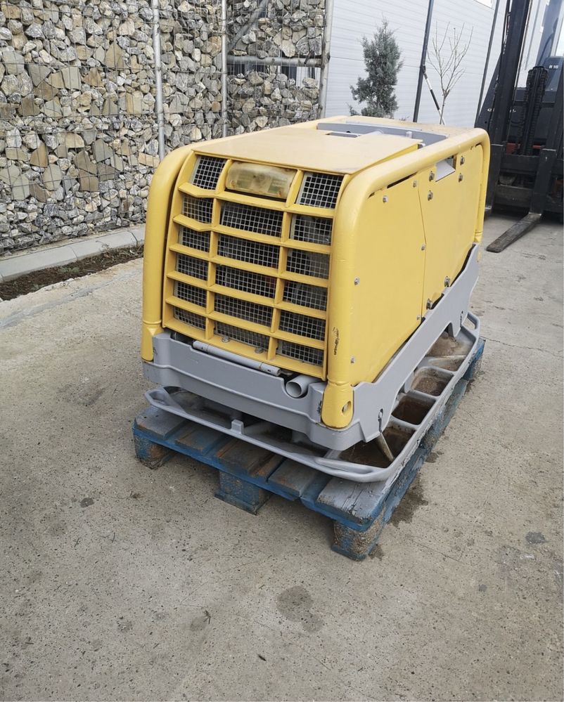 Placa compactoare WACKER DPU 80.  De 725kg