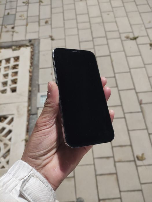 Айфон 12про бар Состояние Идиал Память 256 Ёмкость 73 Фейс струтон