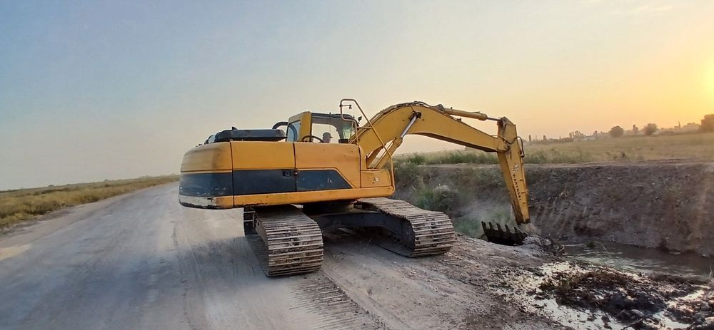 Продается Экскаватор Luigong 922E 2009г