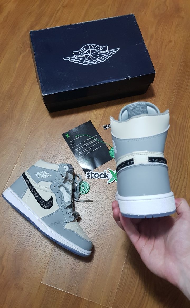 Adidași Jordan 1 DIOR High OG • STOC: 41 • Livrare rapidă 1-2 zile •