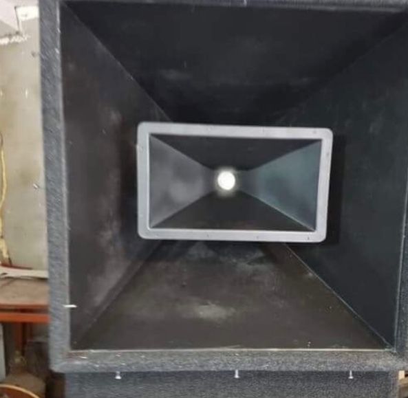 Schimb sau vand Top-uri XA2 FX12 Dynacord 18sound B&C EV RCF FBT BEYMA