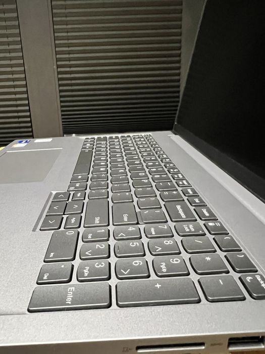 Laptop Lenovo ThinkBook 16 G6 IRL, i7-13700H, 16GB DDR5, 512 GB SSD