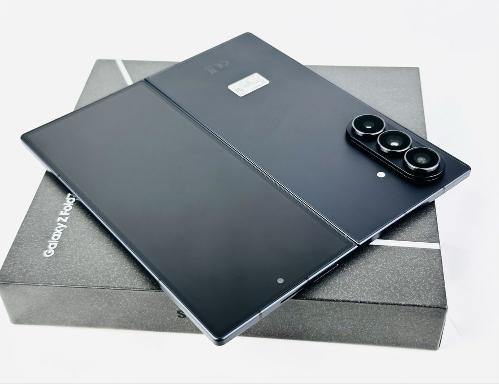 НОВ! Samsung Galaxy Z Fold 7 5G 256GB 12RAM Jetblack Гаранция!